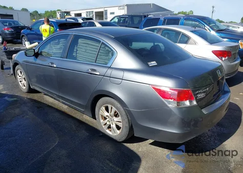 2010 Honda Accord 2.4 Lx-P из США, поврежденный, VIN 1HGCP2F44AA137289
